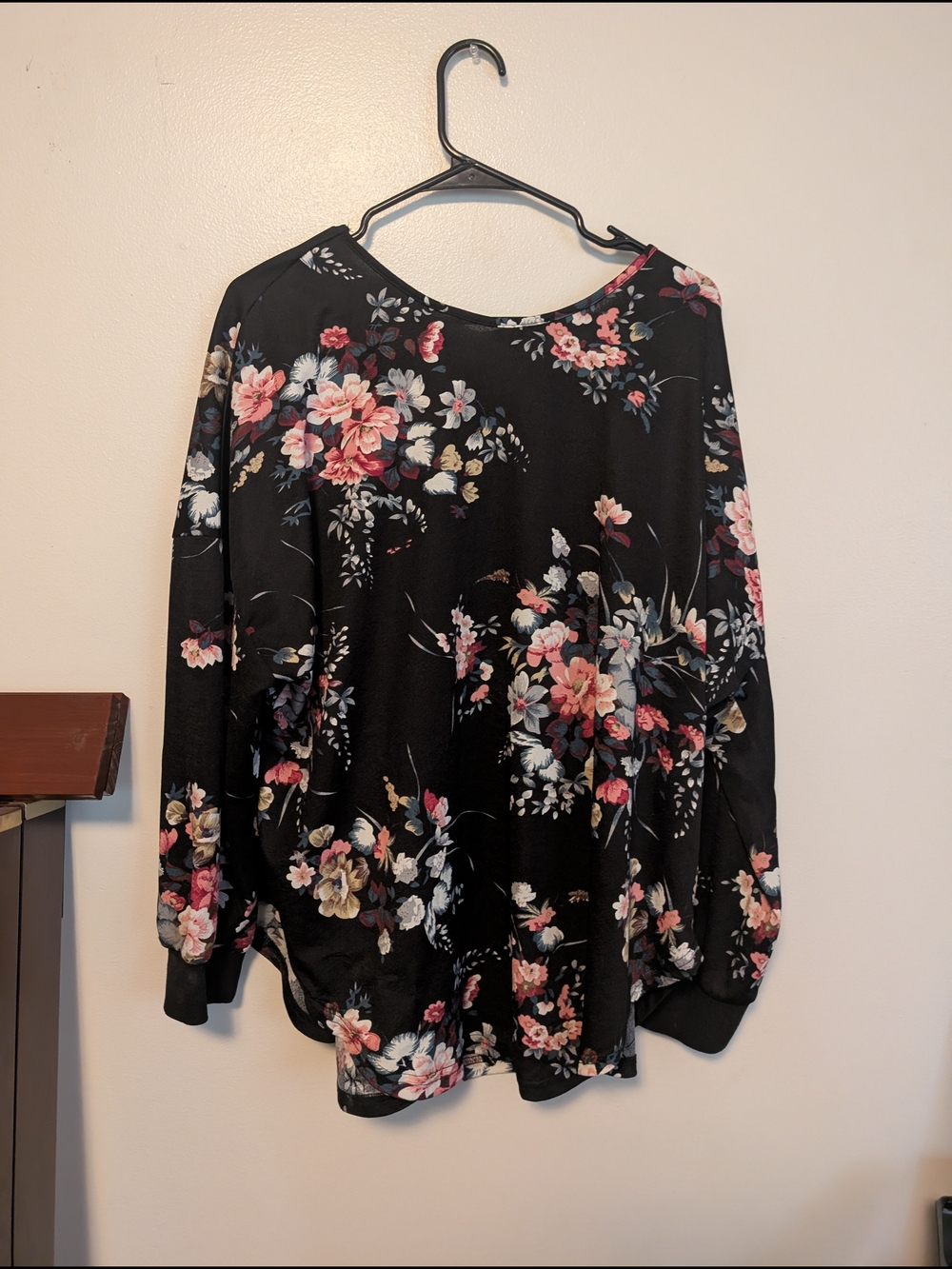 SHEIN Black Floral Long Sleeve Tunic Top